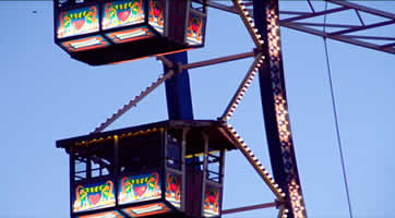 Ferris wheel gondola