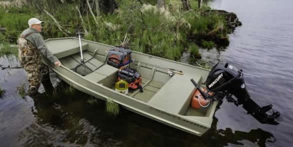 Kayak vs Jon Boat – Which One is Best for You? – Flat Bottom Boat World