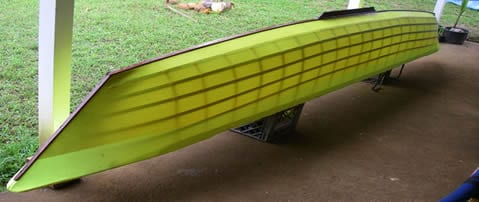 canoe with keel