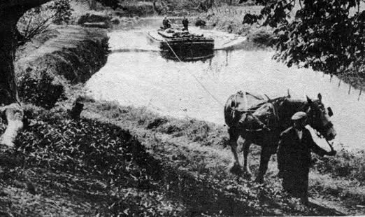 horse drawn canal boat