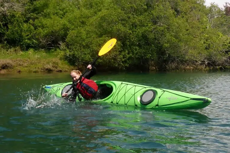Stabilizing a kayak