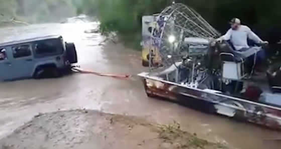 Airboat stuck unable to reverse