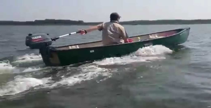 Canoe under motor power